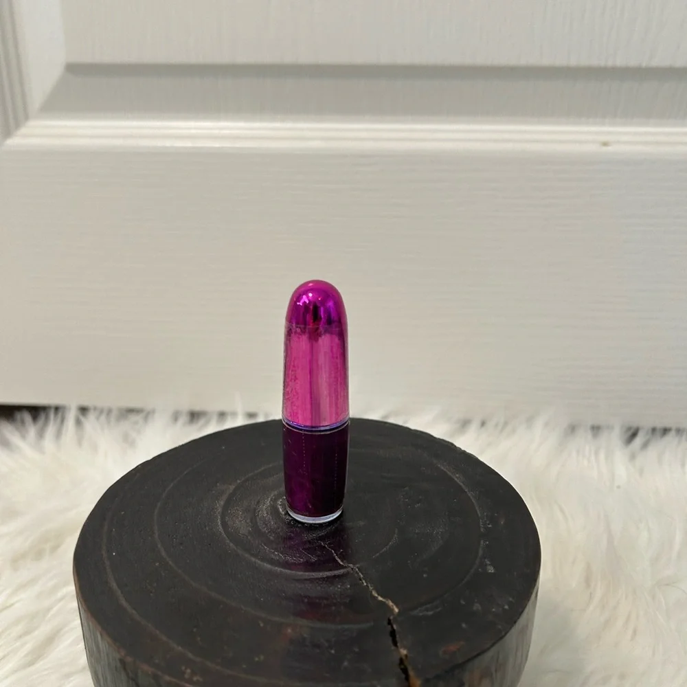 REVOLUTION Lipstick Shade Totally Not Boring NEW